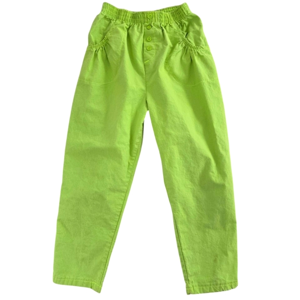 Casual Green Pants with Relaxed Fit and Lightweight Material